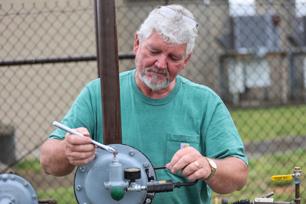Fort Knox natural gas maintenance team wins Army Materiel Command-level safety award