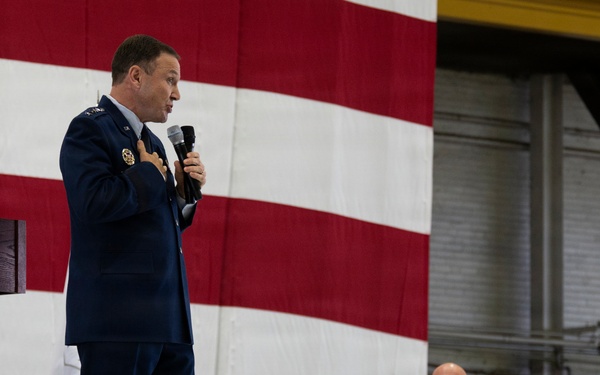AMC command chief retires after 31 years of service
