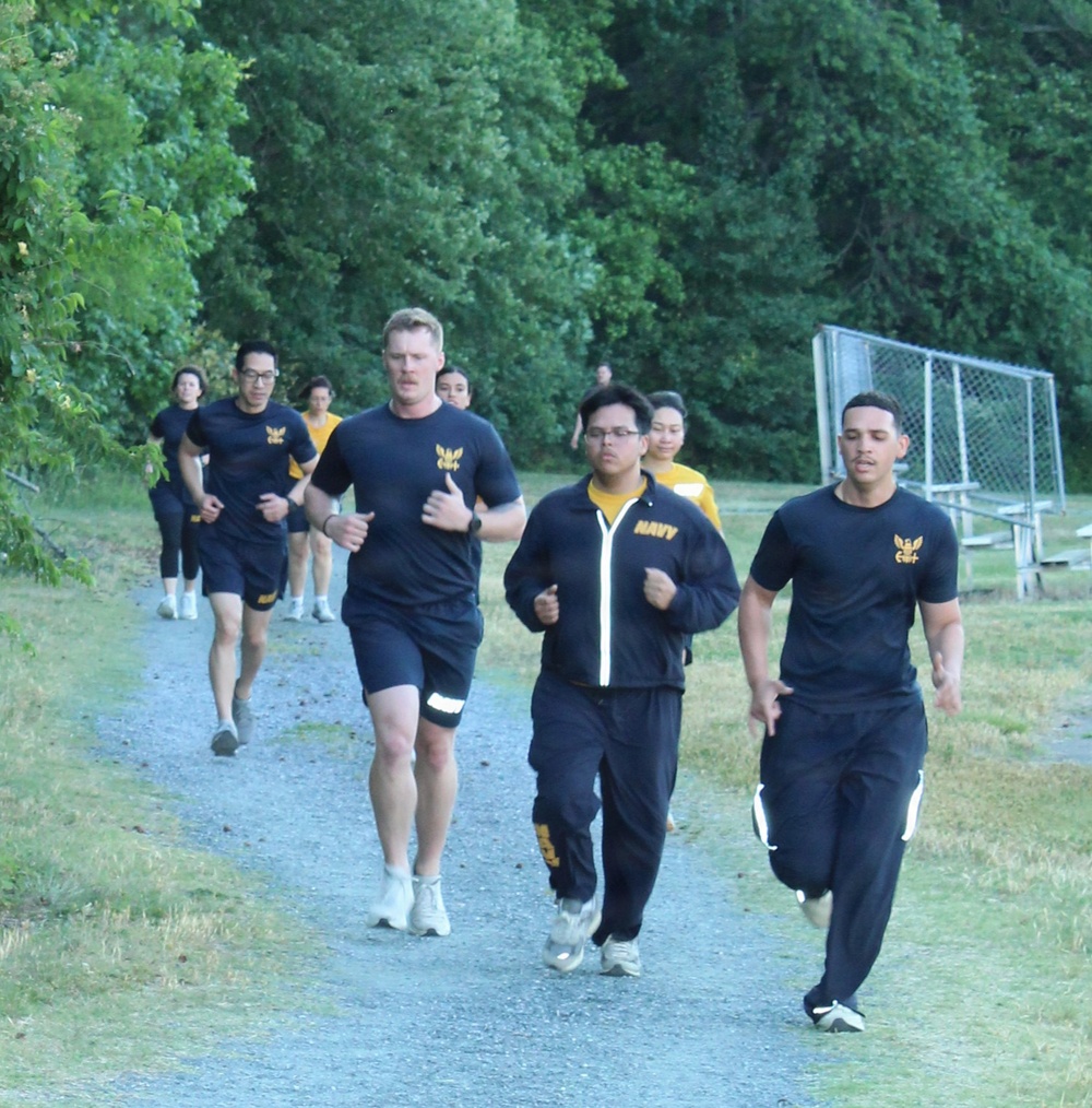 NMRTC Patuxent River Sailors Complete Final Mile of "Murph" Challenge
