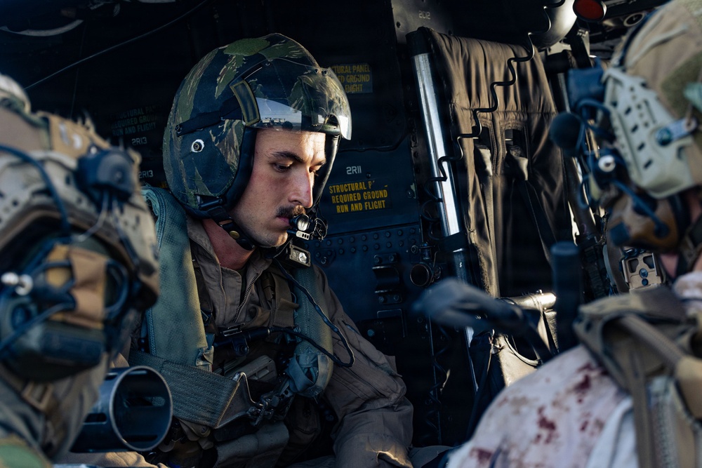 31st MEU | U.S. Marines conduct aerial sniper training