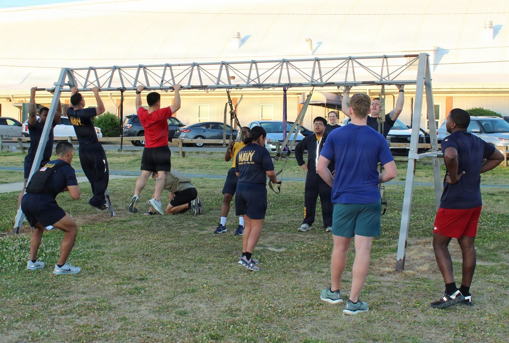 Sailors Push Through Pull-Up Progressions During 'Murph' Challenge