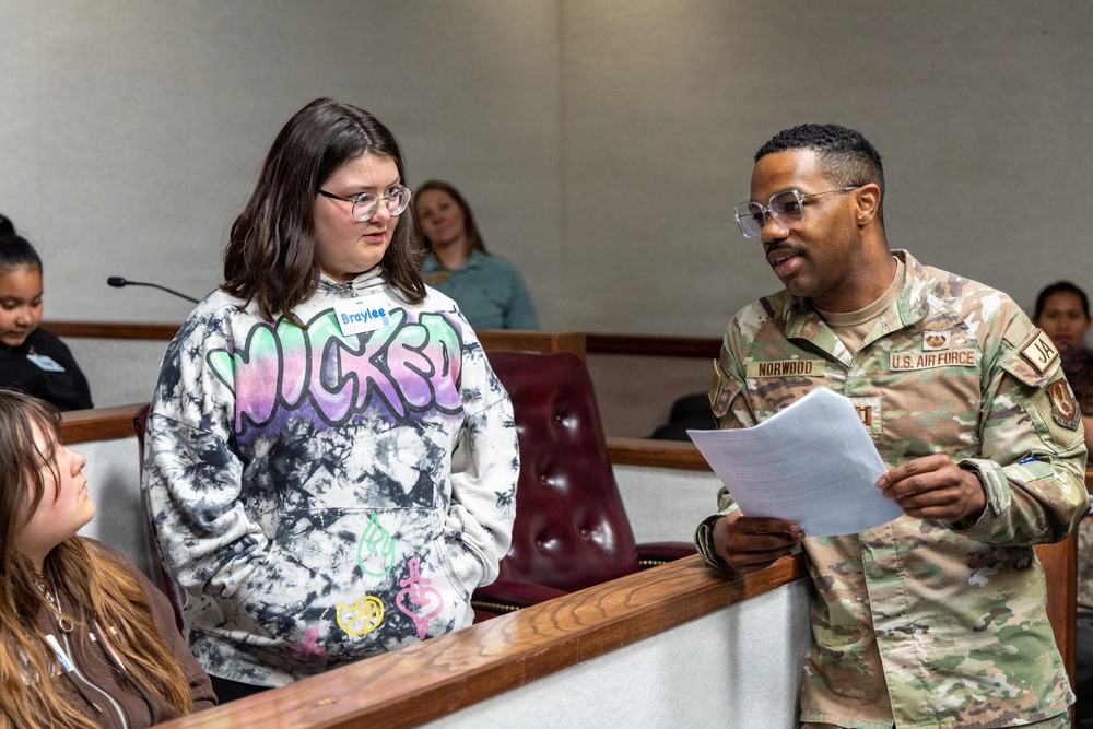Innocent or guilty? Edwards students to decide Big Bad Wolf’s fate