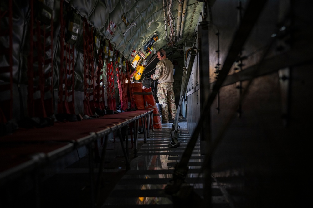KC-135 Stratotanker fuels F-35 Lightning II