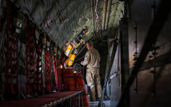 KC-135 Stratotanker fuels F-35 Lightning II