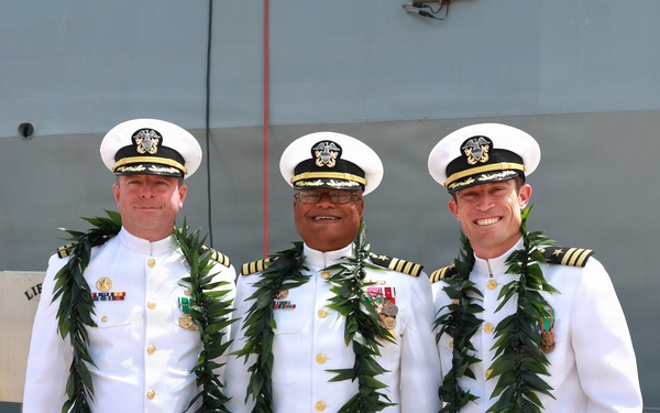 USS Daniel Inouye Hold Change of Command Ceremony