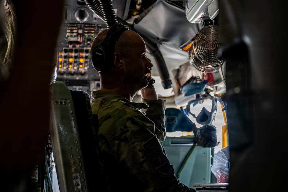 KC-135 Stratotanker fuels F-35 Lightning II