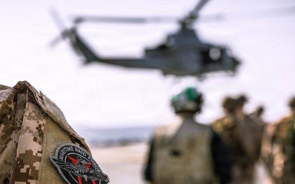 31st MEU | Maritime Raid Force Fast Roping