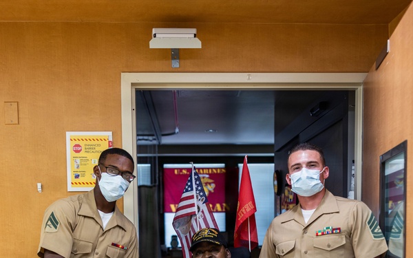 Service Members visit veterans at VA Hospital