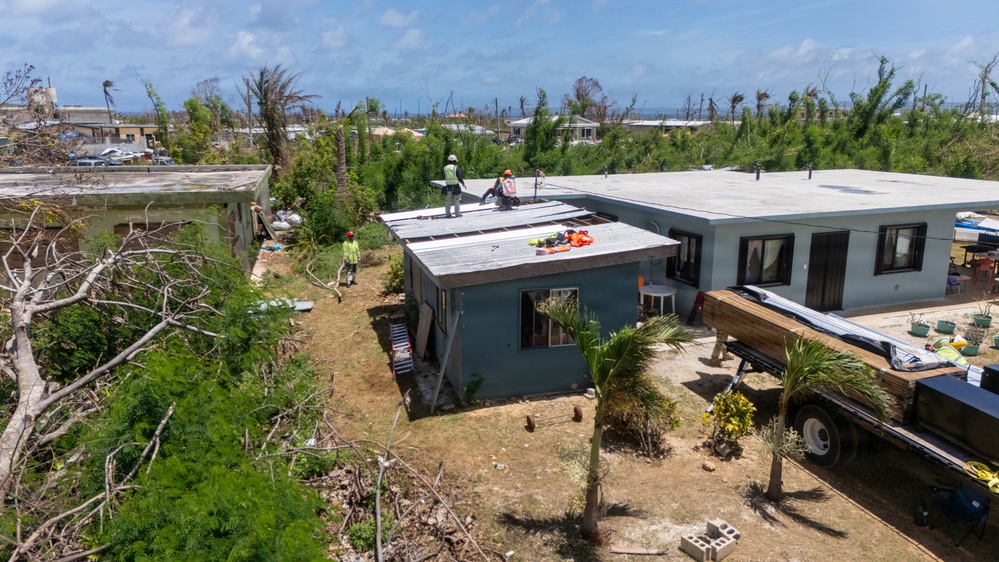 Temporary Roofing Installs Continue on Saipan