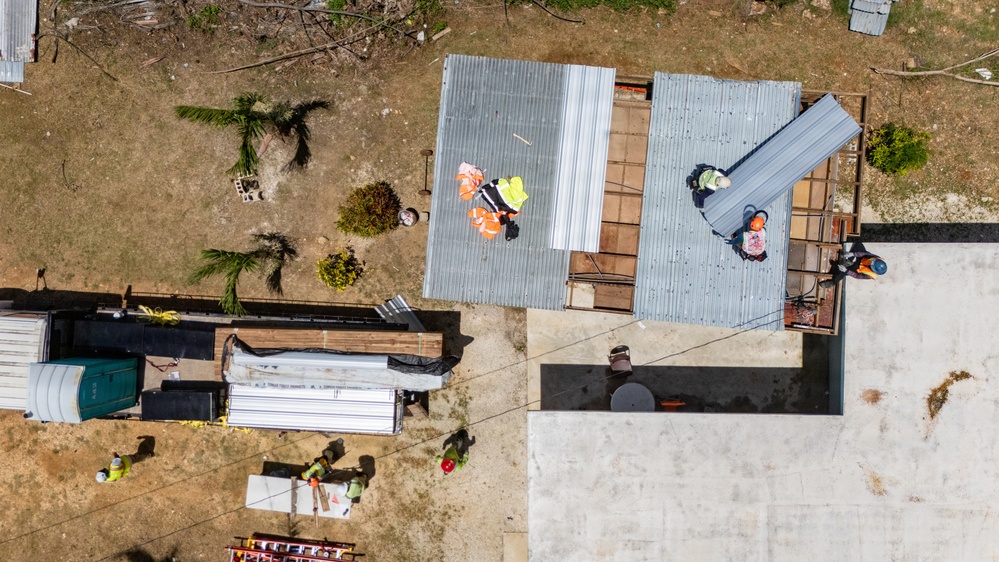 Temporary Roof Installs Continue on Saipan