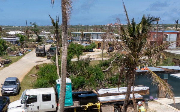 Temporary Roof Install Continues on Saipan