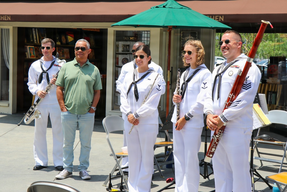CNRSW Performs at LA Farmers Market