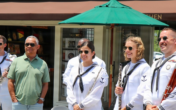 CNRSW Performs at LA Farmers Market