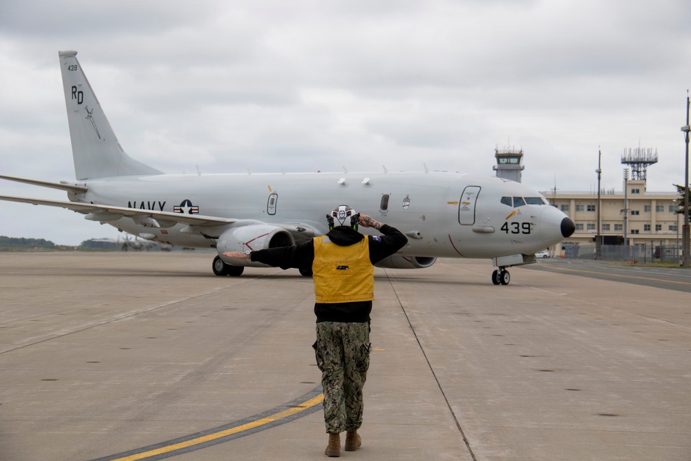 P-8A Poseidon Catch