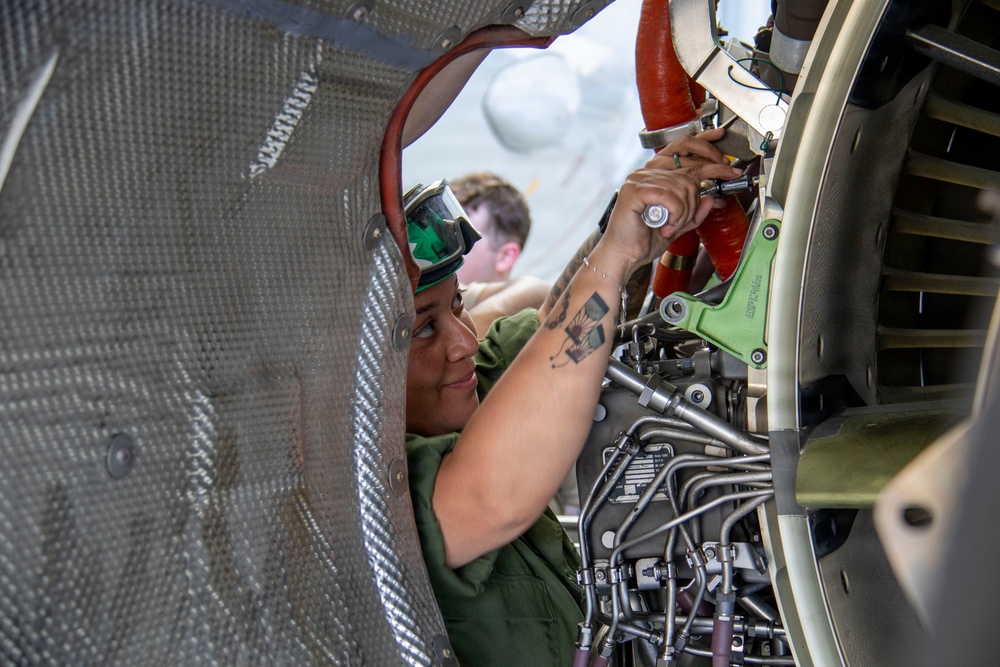 VP-47 Maintenance