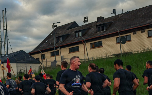 16th Sustainment Brigade Leaders Motivate Soldiers During Memorial Day Run Honoring the Fallen