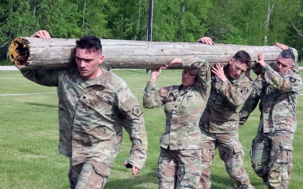 335th Signal Command strikes first at Best Squad Competition