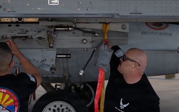 162nd Wing Airmen showcase lethality, precision at annual weapons load competition