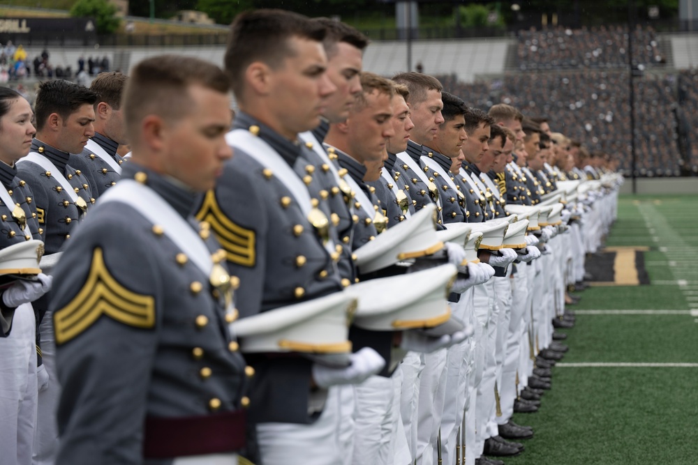 SecWar Delivers Keynote Address at USMA Commencement