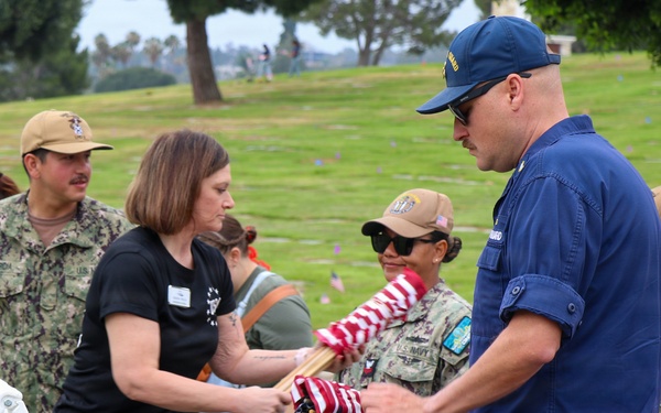 Los Angeles Fleet Week 2026: Green Hills Memorial Park Flag Placing