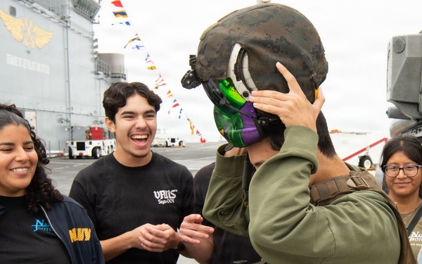 Reseda High School NJROTC Tours USS Essex
