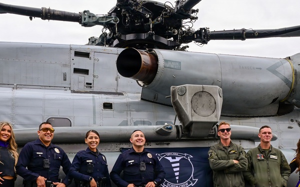 LA Lakers Cheerleaders Tour USS Essex