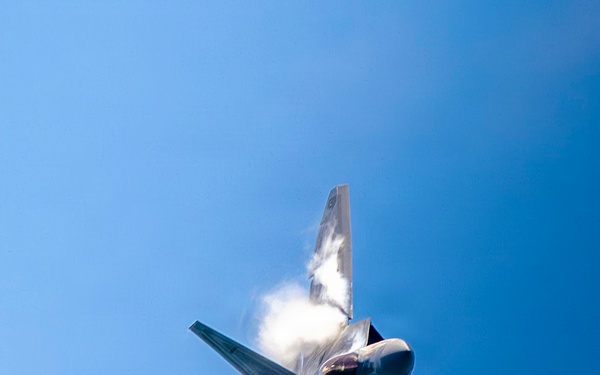 F-22 Demo Team Performs at Miami Air Show