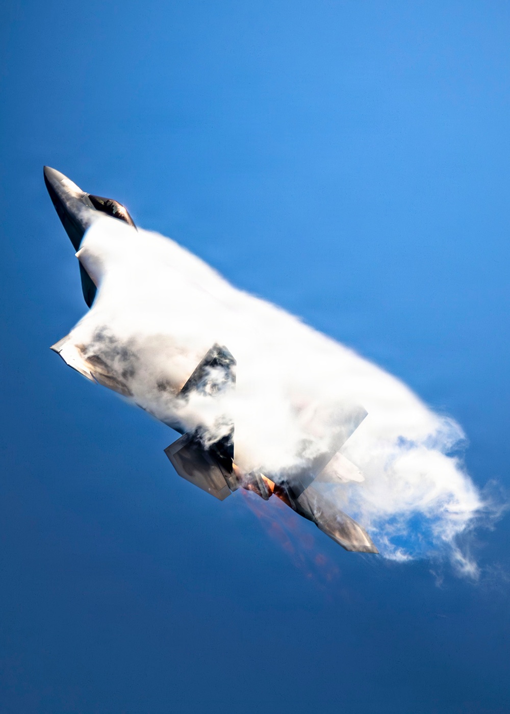 F-22 Demo Team Performs at Miami Air Show