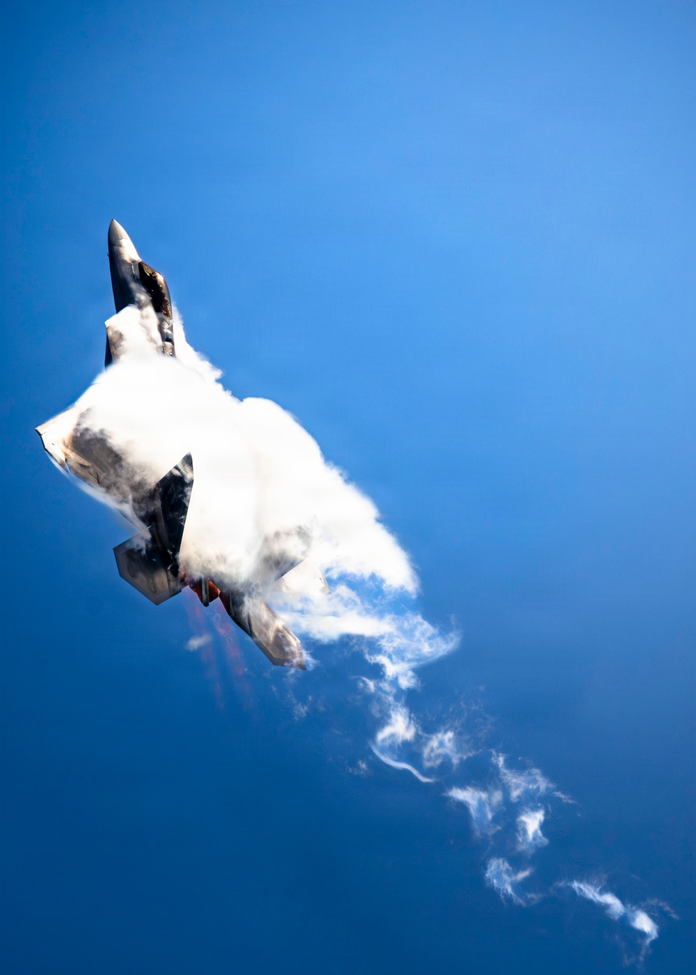 F-22 Demo Team Performs at Miami Air Show