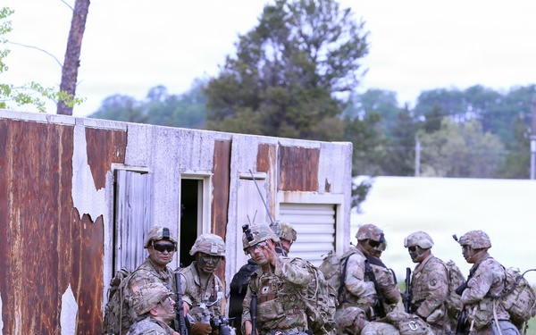 2026 U.S. Army Reserve Best Squad Competition Prepare to Assault a Hostile Village