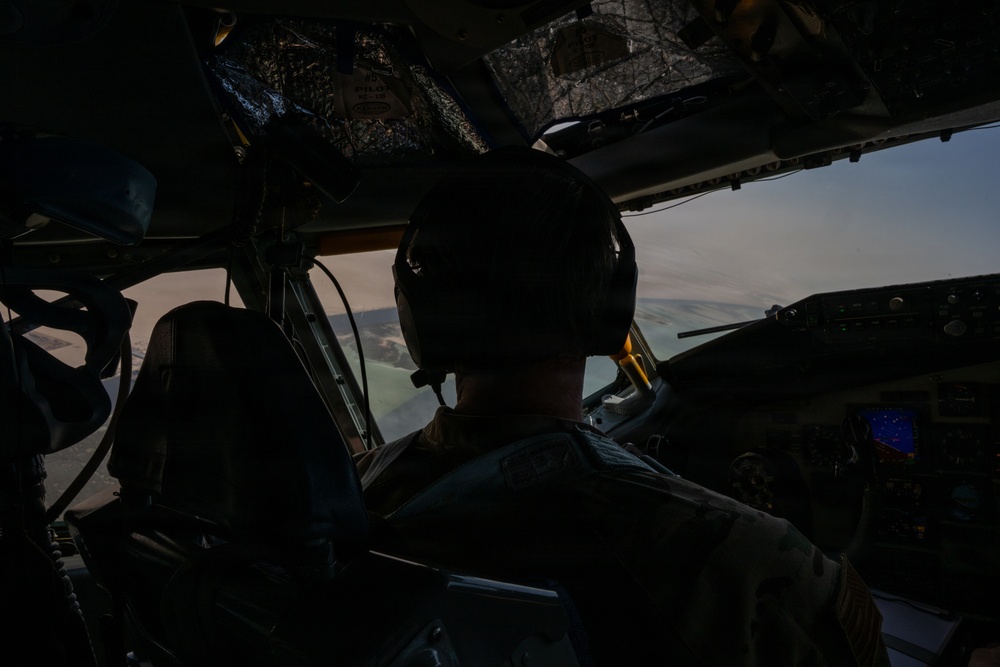 KC-135s refuel F-18s