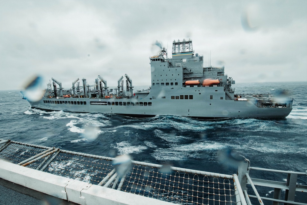George Washington Conducts Fueling-at-Sea Evolution
