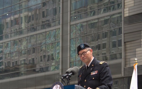 Chicago Honors Fallen Service Members During Memorial Day Ceremony at Daley Plaza
