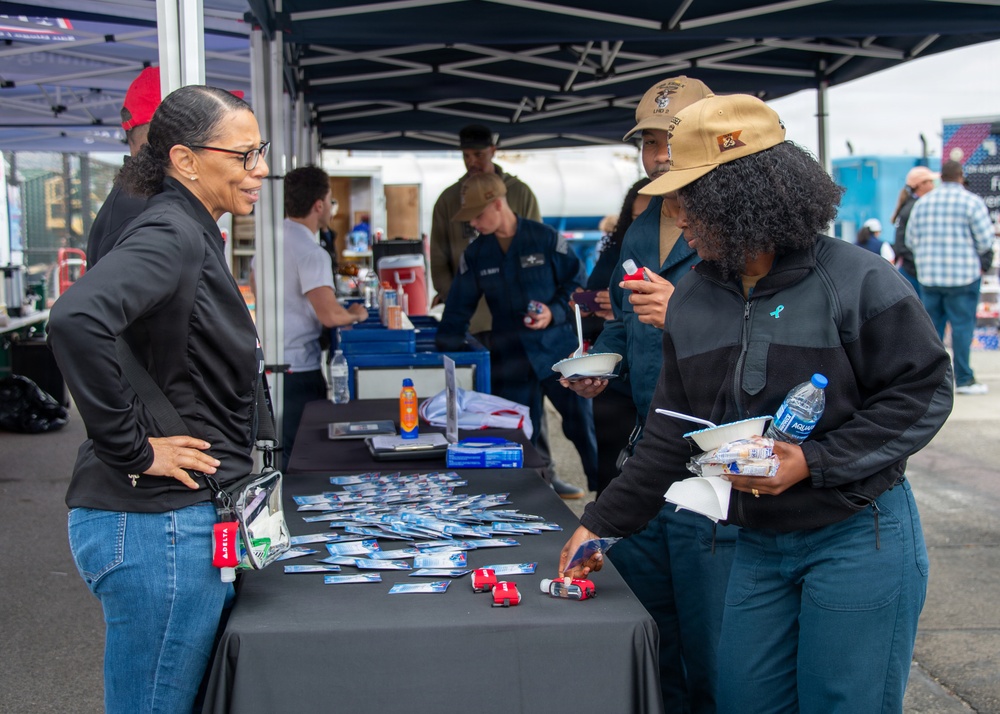 USO's Hospitality Center Opening