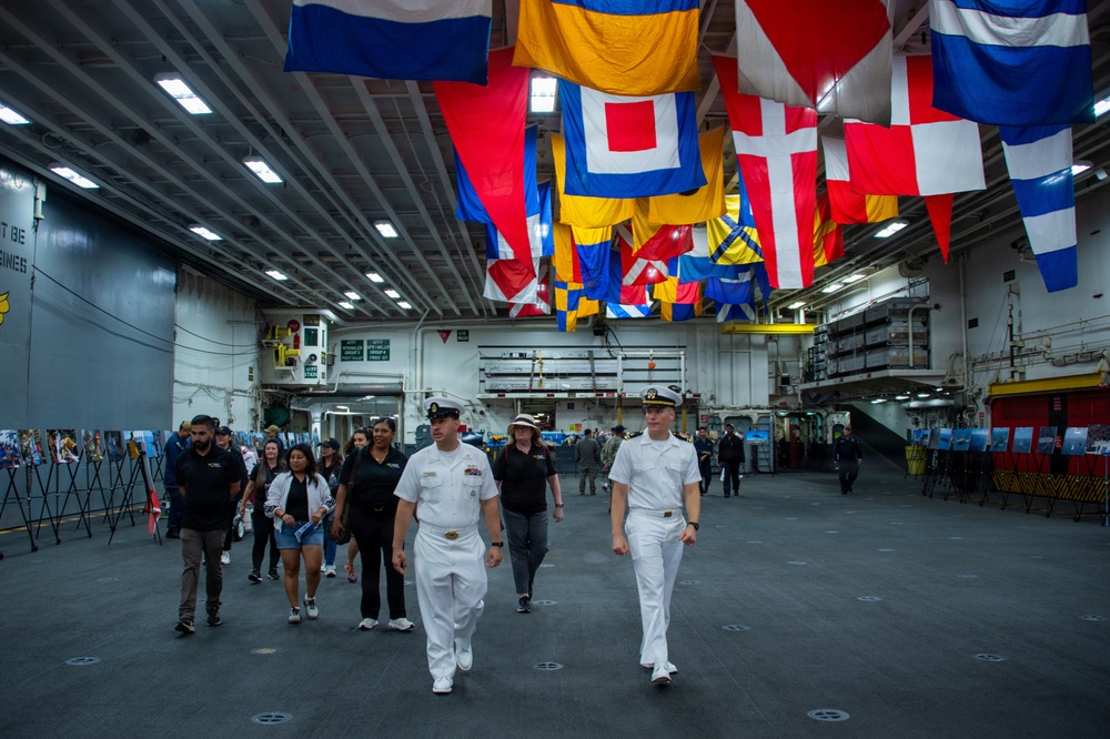 USC Viterbi School of Engineering Tour USS Essex