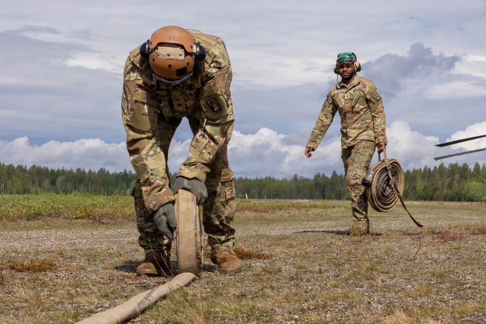 1-214th fuelers ensure readiness with hot FARP drill
