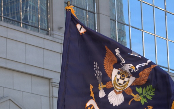Illinois National Guard Honors Veterans During Chicago Memorial Day Parade