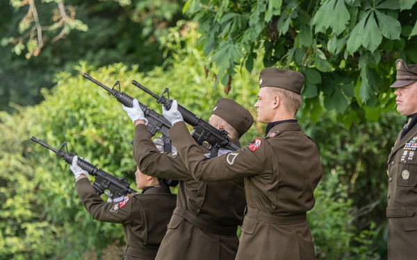 Allies honor fallen Americans at Saint Mihiel Memorial Day ceremony