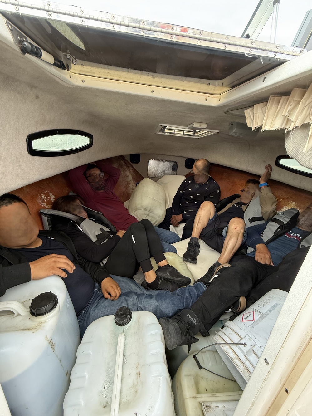 Coast Guard interdicts 10 aliens near San Clemente Island