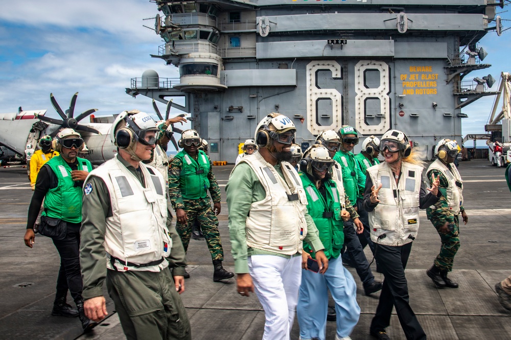 Cooperative Republic of Guyana President and Government and Military Leaders Visit Nimitz