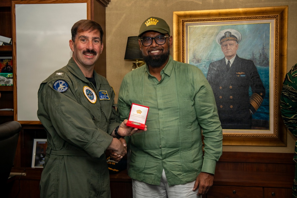 Cooperative Republic of Guyana President and Government and Military Leaders Visit Nimitz