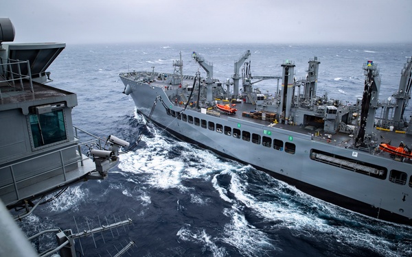 George Washington Conducts Fueling-at-Sea Evolution