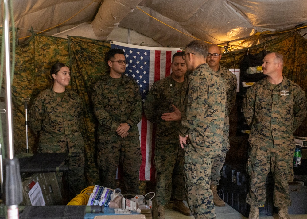 SOUTHCOM Commander Visits 24th MEU on Deployment