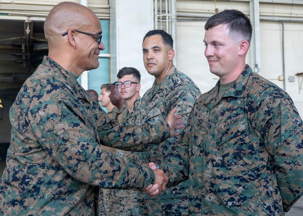 SOUTHCOM Commander Visits 24th MEU on Deployment