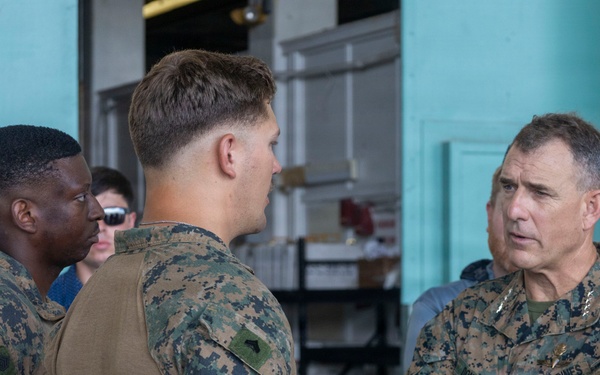 SOUTHCOM Commander Visits 24th MEU on Deployment