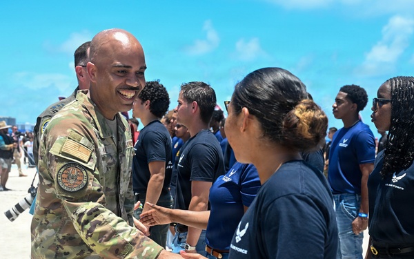 Reserve Advantage Featured at Miami Beach Airshow