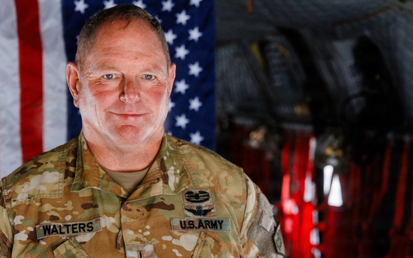 Local Master Aviator takes final flight, concludes 43-year military career