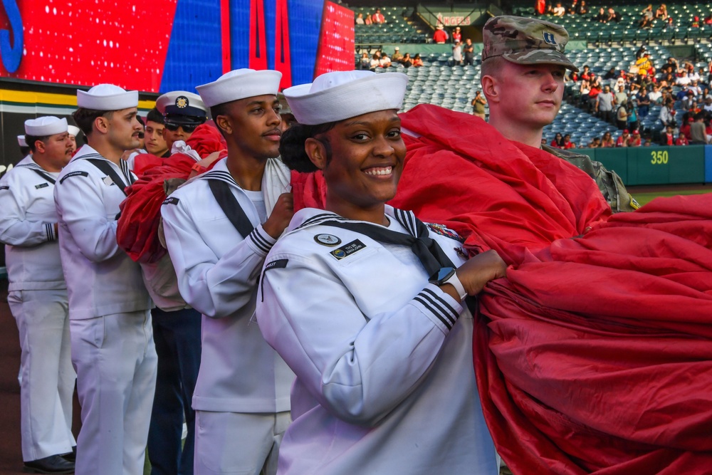 Los Angeles Angels Host Servicemembers