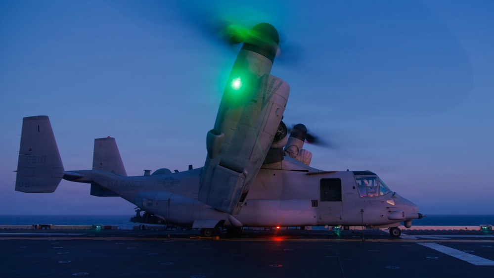 31st MEU | Flight Operations aboard USS Tripoli (LHA 7)