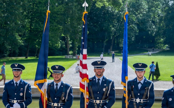Honoring the fallen at Lafayette Escadrille Cemetery